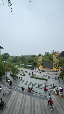 Siapa yang kalau weekend pergi nya ke Mall Living World juga gess ?  #livingworld #livingworldbali #mallbali #bali #fyp #fypシ゚ #fyppppppppppppppppppppppp #xyzbcafypシ #fypbali #foryoupagе #healing #balivibes #denpasar 