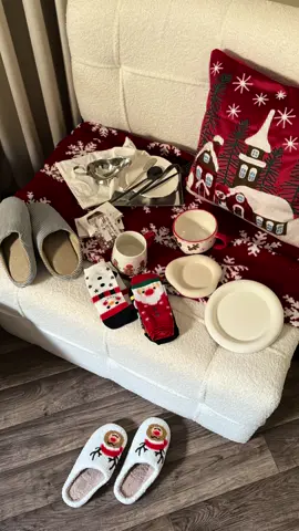 انبوكسنق لطيف🎅🏼☃️🎄 #fyp #explore #شي_ان #عشوائيات #انبوكسنق_شي_أن #طلبيه #christmas #ديسمبر #تنسيقات #تنسيقات_شي_ان #تنسيقاتي #شتويه 