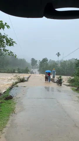 Cầu ngập cở này sao mà đi chơi #anlaobinhdinh #77m1 