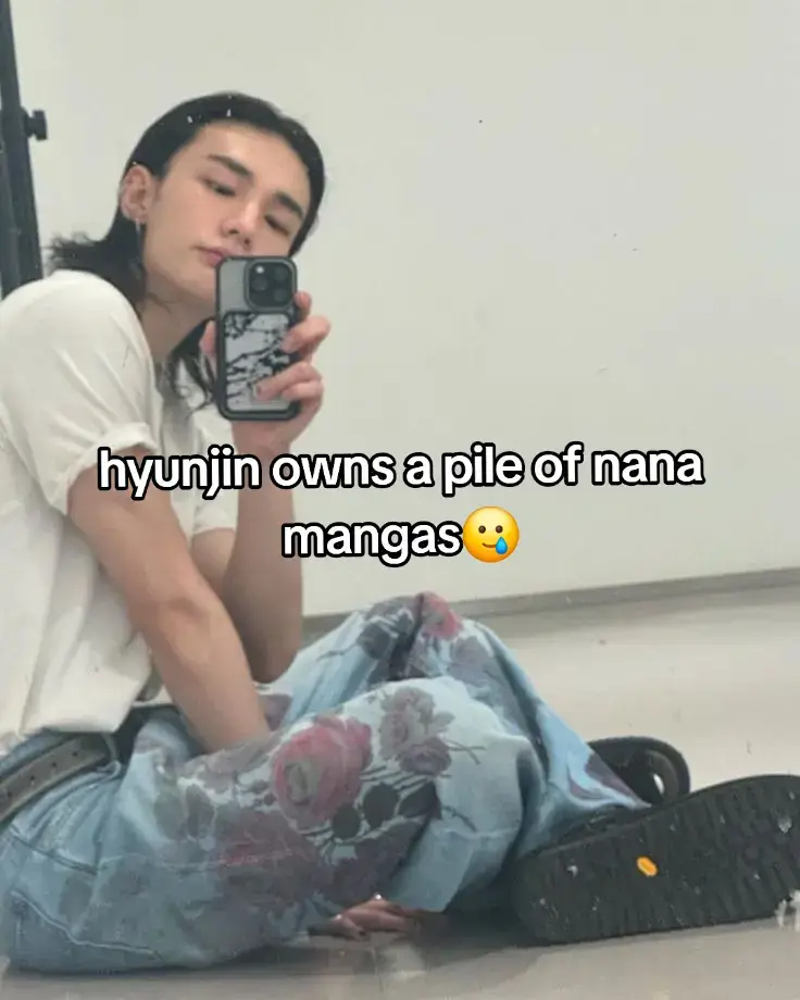 the way that not only han is obsessed with nana😭 #hyunjin #nana #skz #fyp #elshuc 