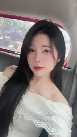 Nếu lần sau gật đầu, em nghĩ em sẽ lựa chọn kĩ càng một chút. Em muốn chúng mình nhẹ nhàng yêu và tin tưởng nhau, em muốn anh sẽ là người đem lại cảm giác an toàn, em muốn anh công khai với gia đình rằng anh muốn bên em, em muốn anh dũng cảm đối diện giải quyết mọi vấn đề chứ không phải trốn tránh, em muốn anh dỗ dành chứ ko phải phân bua đúng sai, em muốn yêu một người trưởng thành và dũng cảm 🖤 #foryou #xuhuong #viral 