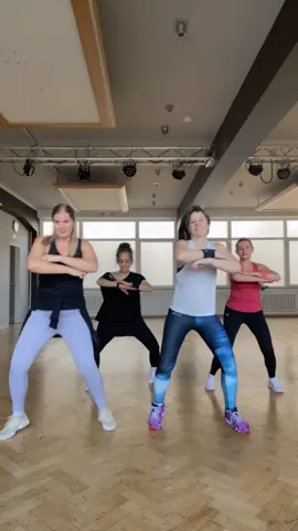 #fun #dancing #abt #tiktok #trendingvideo #viral@g..viviana 