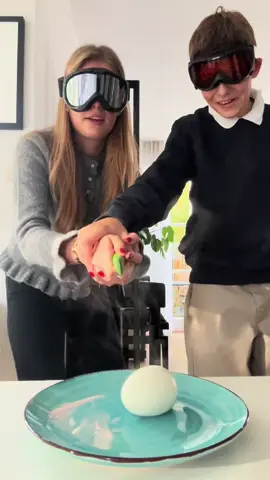 Mami wasn‘t amused… #foryou #hardboiledeggs #microwave @Konsti.m 