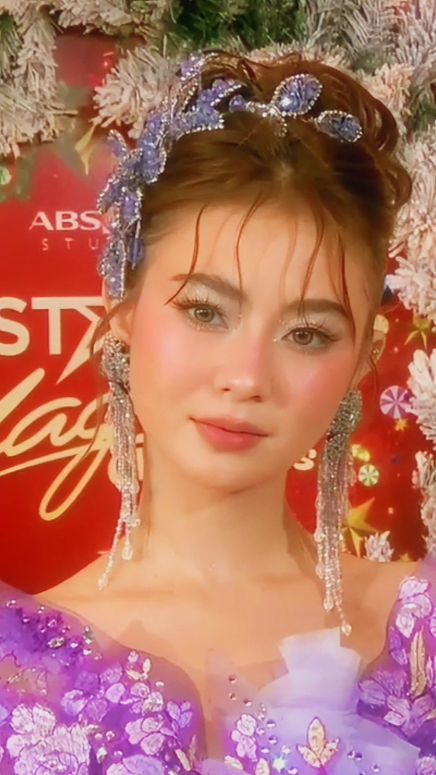 Gandang fairy naman to🤭 #fyp #foryou #sofiasmith #fyang #starmagicalchristmas2024 #jmfyang @Sofia Smith 
