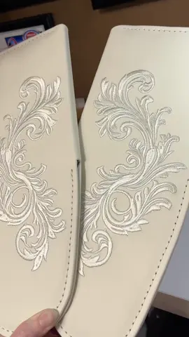 There can only be one winner. And i want it to be YOU. Bonus Double Entries this weekend. Sunvisors for Lhia are SO lush. I had made another set but I wasnt hapoy with them, so I started over 😂 #autouohlostery #carinterior #autointerior #custominterior #customcars #cartok #vw 