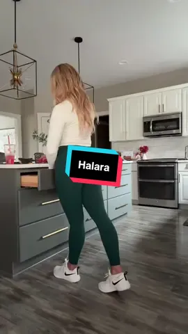 Run!! Get these tummy control leggings by Halara before they sell out! They are so good!🫶 @Halara_official #halara #halaratiktokshop #tiktokshopblackfriday #tiktokshopcybermonday #tummycontrol #giftguide #ttsdelight  #CapCut 