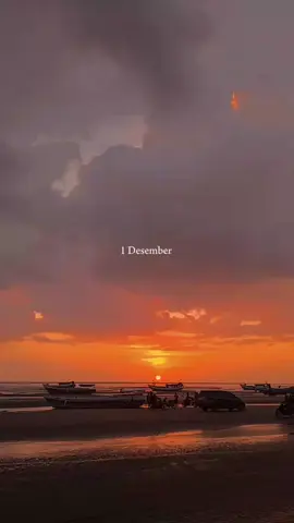 Pke story wa😁# #1desember #natal #storywa #status #lagunatal 