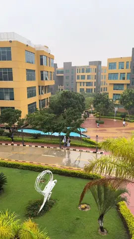 Winter is here in BUC 🏫🥶#fyp #buc #الشعب_الصيني_ماله_حل😂😂 #اكسبلور #جامعة_بدر_بالقاهرة #badruniversityincairo 