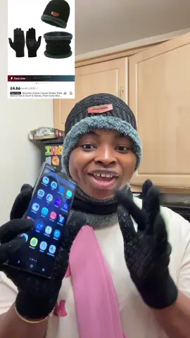 #gloves #hat #winteressentials #blackfridaydeals 