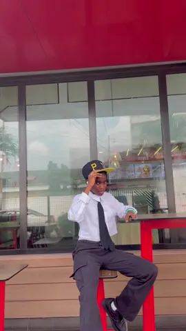 Retour???👀#trend#detournement #gabon🇬🇦 DC:@D12 danseur polyvalent 🙋 