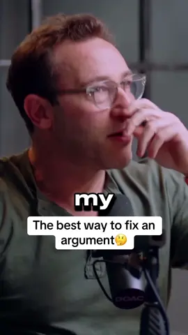 Simon Sinek gives a way he solved an argument with his girlfriend🤔@Steven Bartlett #foryoupage #foryou #fyp #diaryofaceo #doac #podcast #podcastclips #stevenbartlett #diaryofaceopodcast 