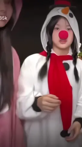 #HANNI christmas fancam ☆ @.ೃ࿔*:🎄𝓗𝓪𝓷𝓷𝓲·.༄࿔ | my favorite snowman #hanni #fancam #fyppppppppppppppppppppppp #newjeans 