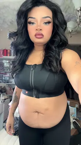 @Halara_official @Halara #halara #halaraleggings #shapewearleggings #TikTokShopBlackFriday #TikTokShopCyberMonday #tummycontrol 