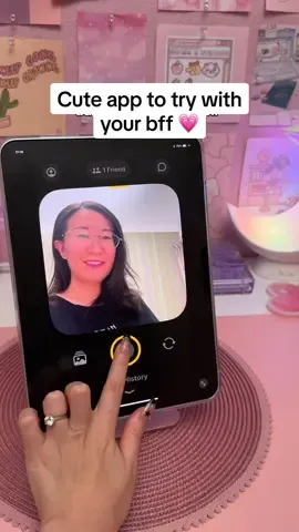 Cute widget to try with your bff 🤭💗 I’m using Locket app and it works on both iPad and iPhone ✨ #ipad #widget #homescreen #ipadtips #ipadapps #locketwidget #locket #bestie #apps #appleipad #widgets #bff #ios 