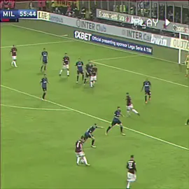 آخر جناح ايمن  صاحي في ميلان سوسو 😔💔 #milan #fyp #foryou #fypシ #foryoupage 