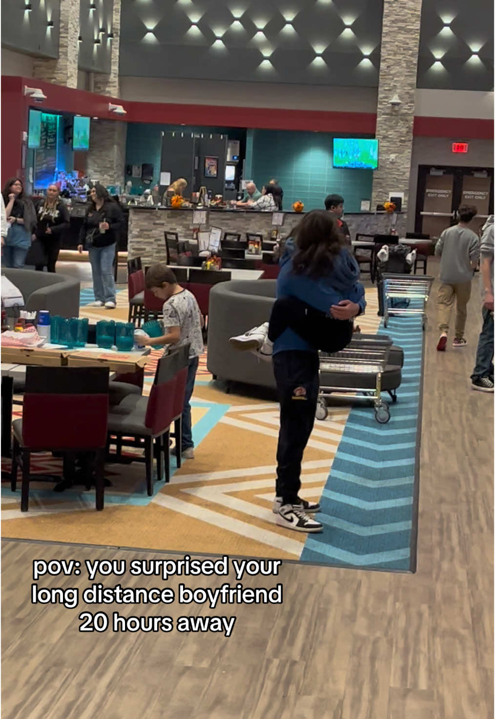 @DaddyOaks95 #fypシ #longdistancerelationship #longdistance #boyfriend #surprise