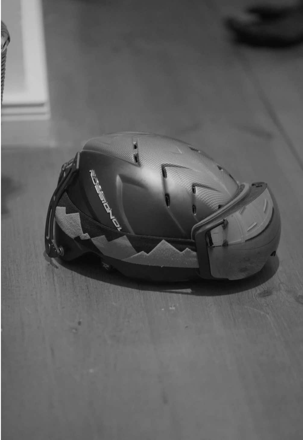 we hit 1M. so i took the fit off. - soul; the spiritual or immaterial part of a human being, regarded as immortal. #skiguy #entity #soul 