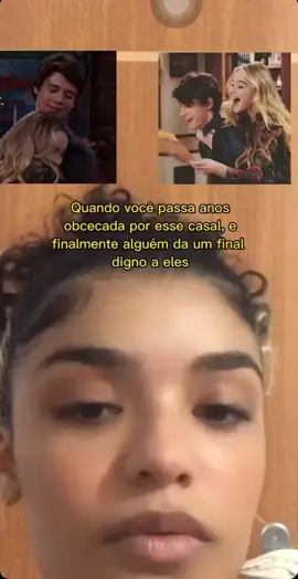Eles dois >>>  . . . . . #alongoprazo #mayaejosh #joshya #garotaconheceomundo #longgame #romancebooks #amazonkindle #casal 