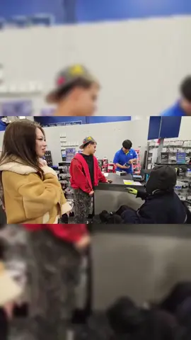 #stableronaldo #ronaldo refuses to donate to charity but felt bad for this elderly man and ended up buying his shopping. #faze 