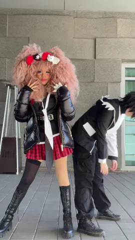 we REALLY went back to 2018 with this one (monokuma: @perry <3 ) #junkoenoshima #danganronpa #danganronpacosplay #junkoenoshimacosplay #monokuma #monokumacosplay