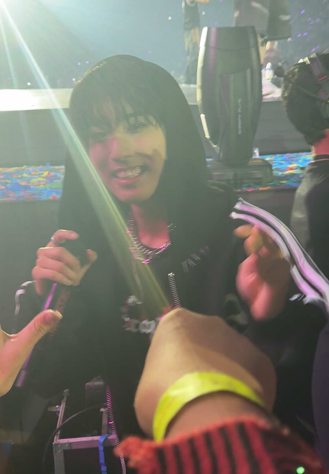HAN JISUNG I LOVE YOU SO MUCH AAAAAAAAA sooooo i was about to fistbump HAN but we got confused with each other 😭 a cute silly interaction we got here 🥹 dominATE in BULACAN 112324 @Stray Kids  #dominATE_BULACAN #dominATE #dominATE_Tour #StrayKids_dominATE #StrayKids  #Han #HanJisung #한지성 #한 #지성 #스트레이키즈