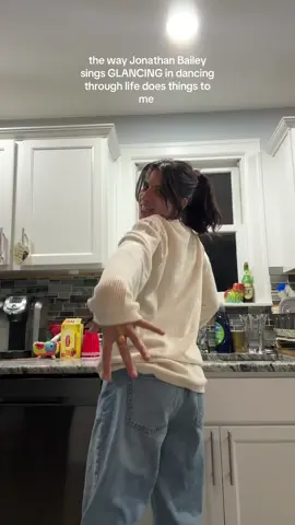 JONATHAN BAILEY I NEED TO HAVE A WORD WITH YOU!!!!! KAIRHDHAJDHF #wicked #wickedmovie #jonathanbailey #dancingthroughlife 