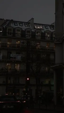 دبل الشباب فينا قوام وطار. 💔 #حالات_واتس #ستوريات #تصميمي  #foryoupage #viral #fyp 