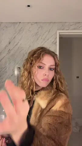 been a sec sunce i did a makeup vid