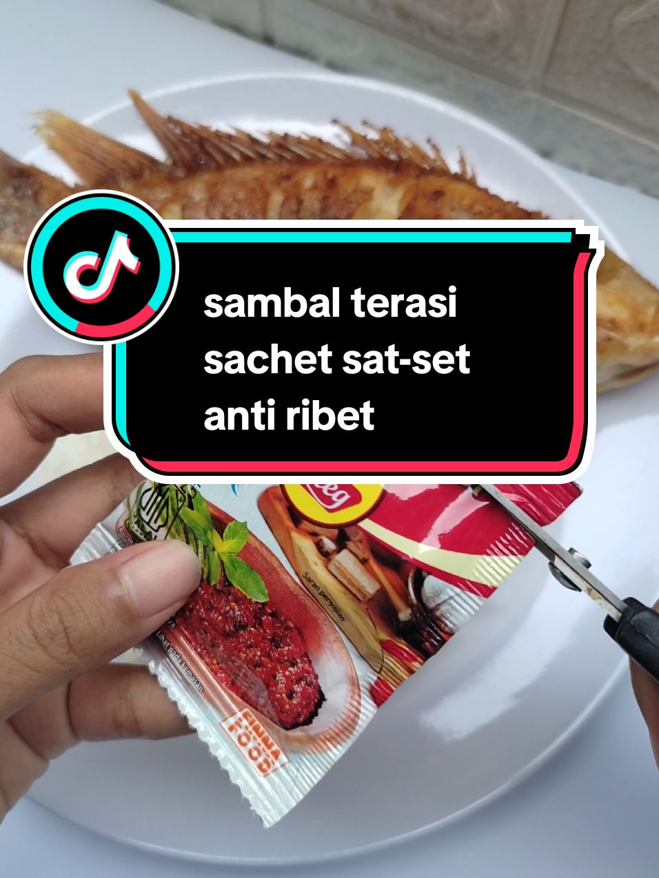 sambel sat-set anti ribet 👍😉 #sambalfinna #sambelsachet #sambelterasi #sambeluleg 