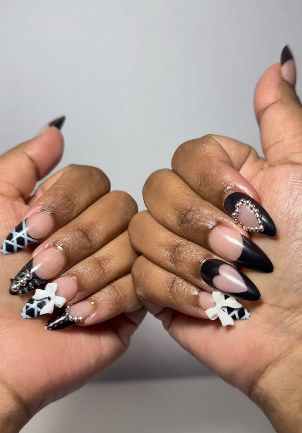 This was too cute, I had to get it #pressonnails #pressons #nailtutorial #tiktokshopfinds #tiktokshopblackfriday #tiktokshopcybermonday 