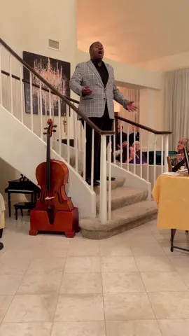 THIS WAS SO NERVE-WRACKING 😬 ##POV##sing##singer##operasinger##lasvegas##lasvegassinger##fyp##foryou##singwithme##tenor##strauss##richardstrauss