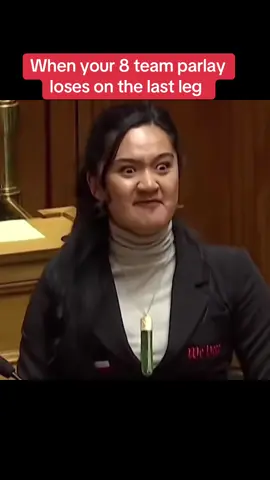When the big parlay goes down in flames #sports #sportsbetting #parlay #sportsbet #nfl #football 