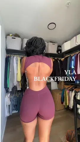 @YOUNGLA black friday is live Tuesday!! code STINKY #blackgymgirl #youngla #younglaforher 