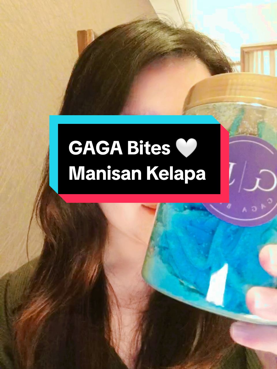 Jom letupssss sama2 dengan hidangan manisan kelapa krismas tok gaisss. Kerlasssssss kitaaaa bertambah2 manis cuanntikkkkk time krismas kelak 🤩🤩 Nang so sidikkkkk ehh 💯💯 #tiktokbidayuh #manisankelapa #manisan #gagabites #fyp #foryourepage #xyzbca #xyzabc #sarawaktiktok #malaysiantiktok #food #Foodie 