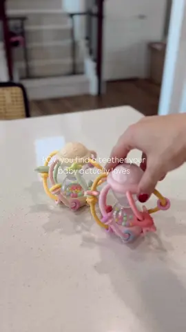 The BEST teethers on the market! Its a teether and a sensory toy all in one 🙈🎉👏🏻 my baby is obsessed! @The Busy Baby Cups #teether #teethingtoys #teething #teethingbaby 