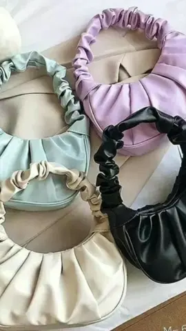 yuk cake out guys😊 #taswanita #tascalistakerut #cakeout #affiliate #affiliatemarketing #affiliatepemula #masukberanda #fyp #fyppppppppppppppppppppppp 