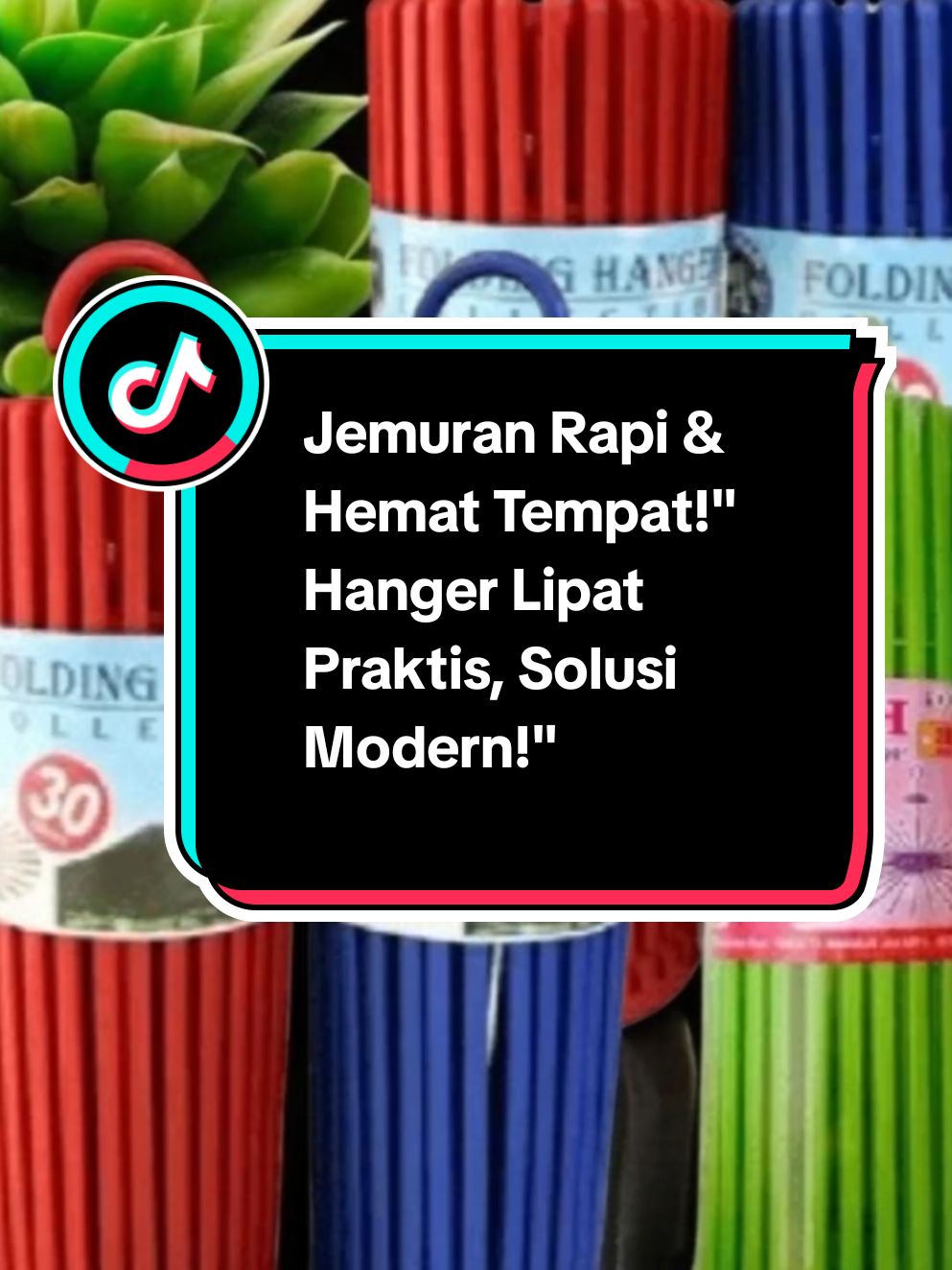 Hemat tempat & praktis dengan Folding Hanger Acrylic! Cocok untuk jemur baju, handuk, hingga pakaian kecil. Material plastik kuat dan desain elegan, dapat dilipat untuk penyimpanan mudah. Pilihan 30 atau 20 stik, dilengkapi hook putar yang fleksibel. Solusi cerdas untuk jemuran Anda! 