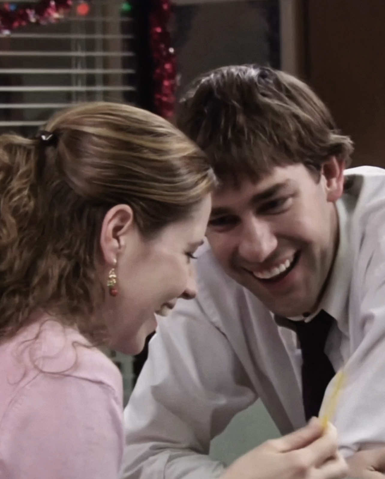 their early seasons :,) #jimxhalperts #theoffice #jimhalpert #pambeesly #jimandpam #fyp #johnkrasinski #jennafischer #jimhalpertedit #pambeeslyedit #editaudio #editaudios #fy #viral #edit #foryoupage #soulmates #theofficeedit (ORIGINAL CONTENT) ac & ib: @💌 scp: @ulrichaep 