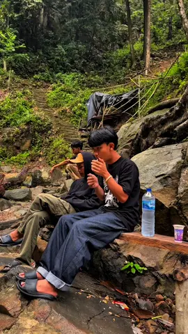 Bagian 012 aku hanya orang bodoh yang mencintaimu dengan kekurangn |#fyp#foryou#foryoupage#estetik#pemandanganalamcuruplampungtengah#fyp(⁠◠⁠‿⁠◕⁠)#xyzbri. 