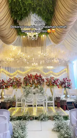 Walaupun dihalaman rumah tapi keren bangettt kan😍😍 #dekorasipernikahan #pernikahanimpian #dekorasiwedding #muasubang #muasubangjaya #dekorasipernikahanmurah #weddingtiktok #dekorasipernikahanmurah #fyp 