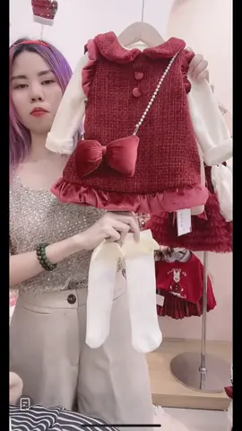 Set áo váy dạ đỏ xinh xỉu kèm túi nơ cho bé gái mặc Noel, Tết#baby_store12 #kids #xuhuong #dothudongchobe #thoitrangtreem #vaytetchobe 