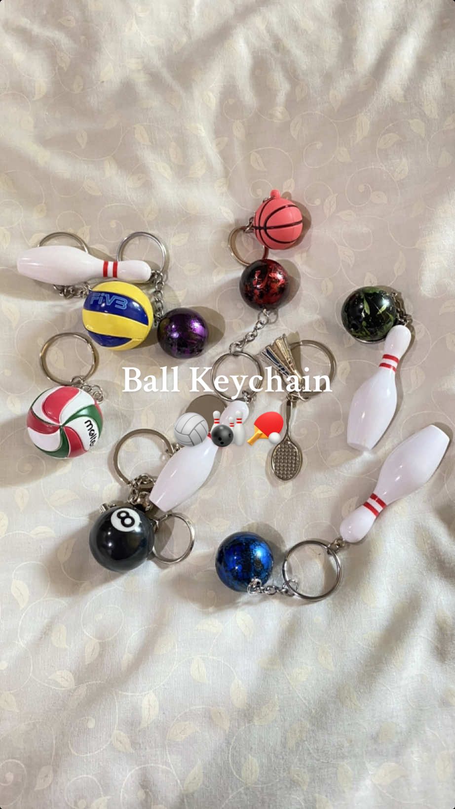Awak ada keychain bola tak? 🏓🎳🏐#cute #giftideas #keychain #valentine #bagdecoration #pingpong #tabletennis #ball #sport #bowling #volleyball #fypage #fypシ゚ 