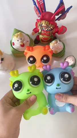 Em này siêu dễ thương luôn các bác ạ, đi làm chán chán cầm nghịch cũng thích, mà trẻ con thì lại càng mê nha #dochoichobe #rongmatloi #dochoicute #rongmatloixarstress #dochoixastressbopdeo 