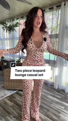 Definitely getting another color! #2piece #leopardprint #tiktokshopcybermonday #tiktokshopblackfriday #giftguide #ttsdelightnow #ttsstarcreator #starcreatorcompetition #fashiontiktok #outfitinspo #ootdinspo  
