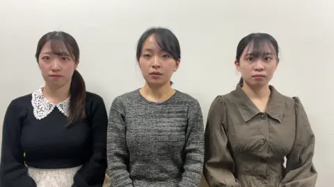 【お知らせ】 Flower＊Hourからファンの皆様へ大切なお知らせです。 「石川歩実卒業のお知らせ」 いつもFlower＊Hourを応援していただきありがとうございます。 この度、メンバーの石川歩実が12月末をもって卒業させていただくこととなりました。 ここ数ヶ月ほど、石川のライブ・撮影の当日欠席や連絡遅滞が続き、メンバー内で何度も話し合い模索を続けてきました。その結果、本人から、女優業との両立が難しいことなどから グループを辞めたいという申し出があり、このような決断にいたりました。 突然のご報告となり申し訳ございません。 石川歩実を応援していただき、本当にありがとうございました。 本件に関しまして、メンバーの口から説明させていただくため、 本日11/25（月）20:30に、YouTube、TikTokに動画をアップロードしております。 なお、石川を含めたメンバー全員を守るため、憶測でのコメントや誹謗中傷などは どうかお控えいただくようお願い申し上げます。 卒業に伴い石川歩実の個人アカウント（X、Instagram）は12月末で削除させて いただきます。また、制作中の「時どき、ときめき」のMVには、予定通り石川も 含めた4人で出演いたします。MVの公開は年内を目指しておりますが、状況に よって石川卒業後の2025年の公開となる可能性がありますので、 ご理解いただけますと幸いです。 12月末までのライブ出演への参加などに関しましては、 決まりしだい改めてお知らせさせていただきます。 Flower＊Hourは今後も未来に向かって進んでいきます。 応援よろしくお願いいたします。 Flower＊Hour