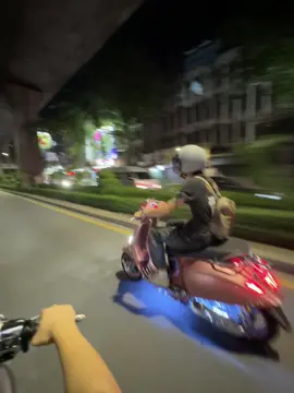 จะเทสดี หรือเทสรถเอาดี🤔#vespamatic #vesmet #fypシ゚ #fyp #vespaindonesia #vespathailand #naturalscoot #พิกัดลับกรุงเทพ 