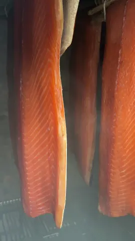 🍃 Khói riêuuu. #roisevufreshsmokedsalmon  #mónngonmỗingày 