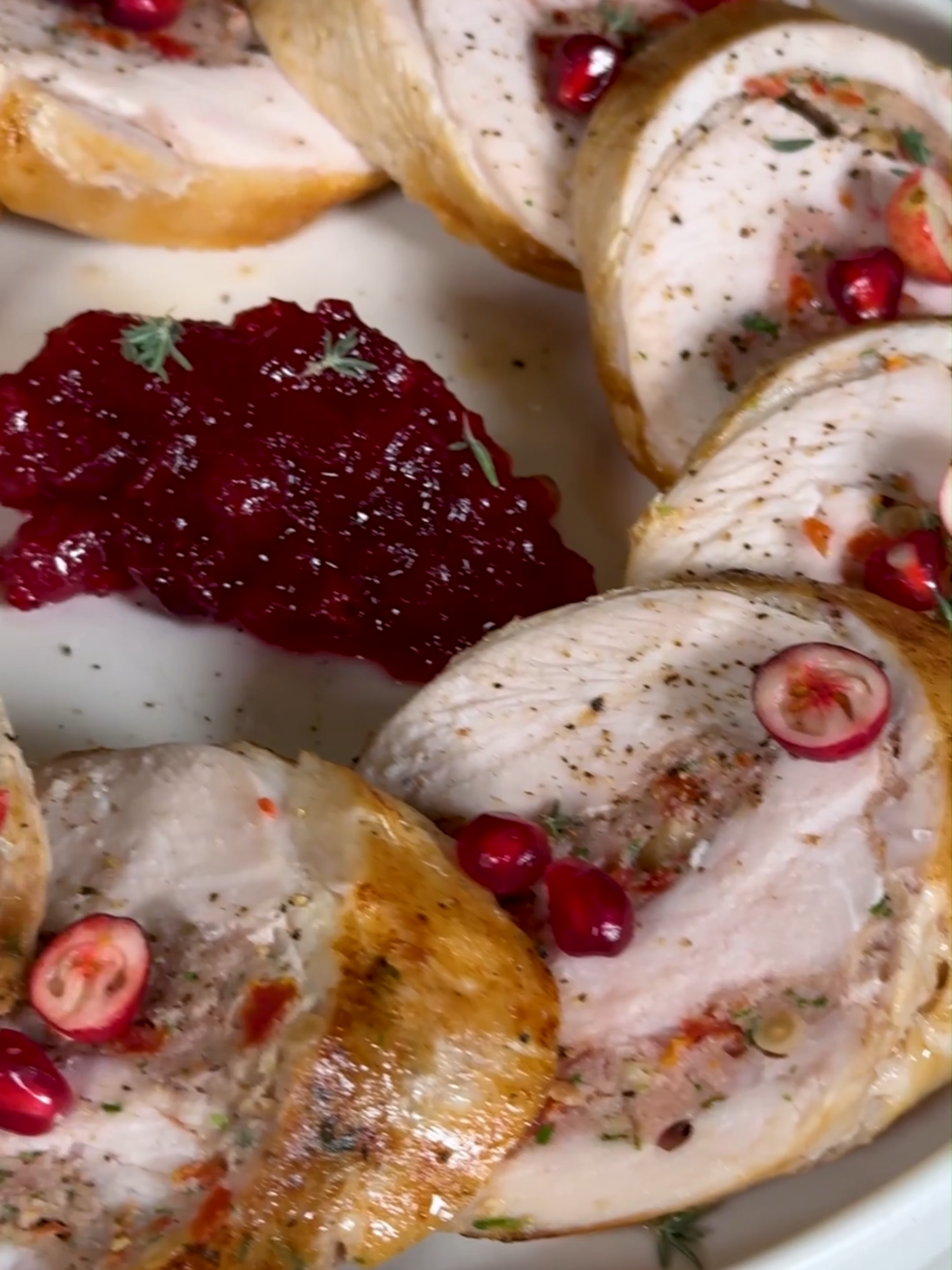 Juicy turkey breast stuffed with Parmesan, arugula, dried tomatoes, and pine nuts, cooked to golden perfection✨ A festive Italian twist for your Thanksgiving table! 🍂 Buon appetito! @alberto_marcolongo #GialloZafferano#Foodie#FallRecipes#thanksgivingrecipes#turkey #turkeyroll Ingredients: ●	1 turkey breast (skin on) ●	2 cups grated Parmesan cheese (200g) ●	4 cups arugula, chopped (200g) ●	1 pound ground turkey (500g) ●	¾ cup chopped dried tomatoes (100g) ●	⅓ cup pine nuts, toasted (50g) ●	¾ cup heavy cream (200ml) ●	6 eggs ●	3 tablespoons extra virgin olive oil (50ml) ●	Salt and pepper, to taste