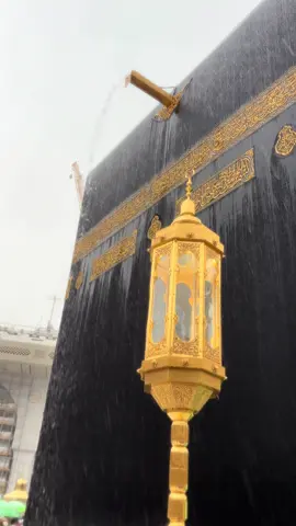 الكعبة  امطار الحرم  الاثنين اذان العصر ♥️ #الكعبه_المشرفه🕋 #الحرم_المكي #مكة_المكرمة #اكسبلورexplore❥🕊 #الان #الحرمين_الشريفين #اكسبلور #مكه_المكرمه #الحرم #اذان #العصر ##meme #حركة #مليون 
