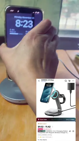 #3in1chargingstation #iphonecharger #magsafewirelesscharging #blackfridaydeals #foryoupage #fly #TikTokShop 
